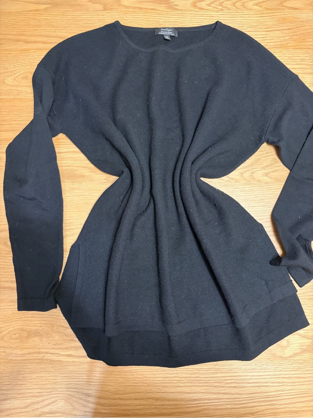 Merino Wool Lord & Taylor Black Crew Neck Lightweight Sweater